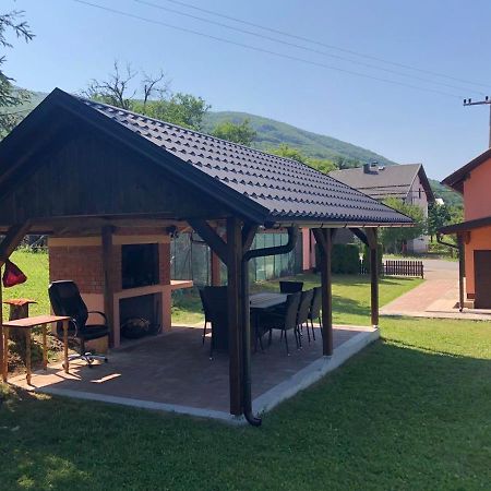 Plitvice Family Apartment Korenica Eksteriør bilde